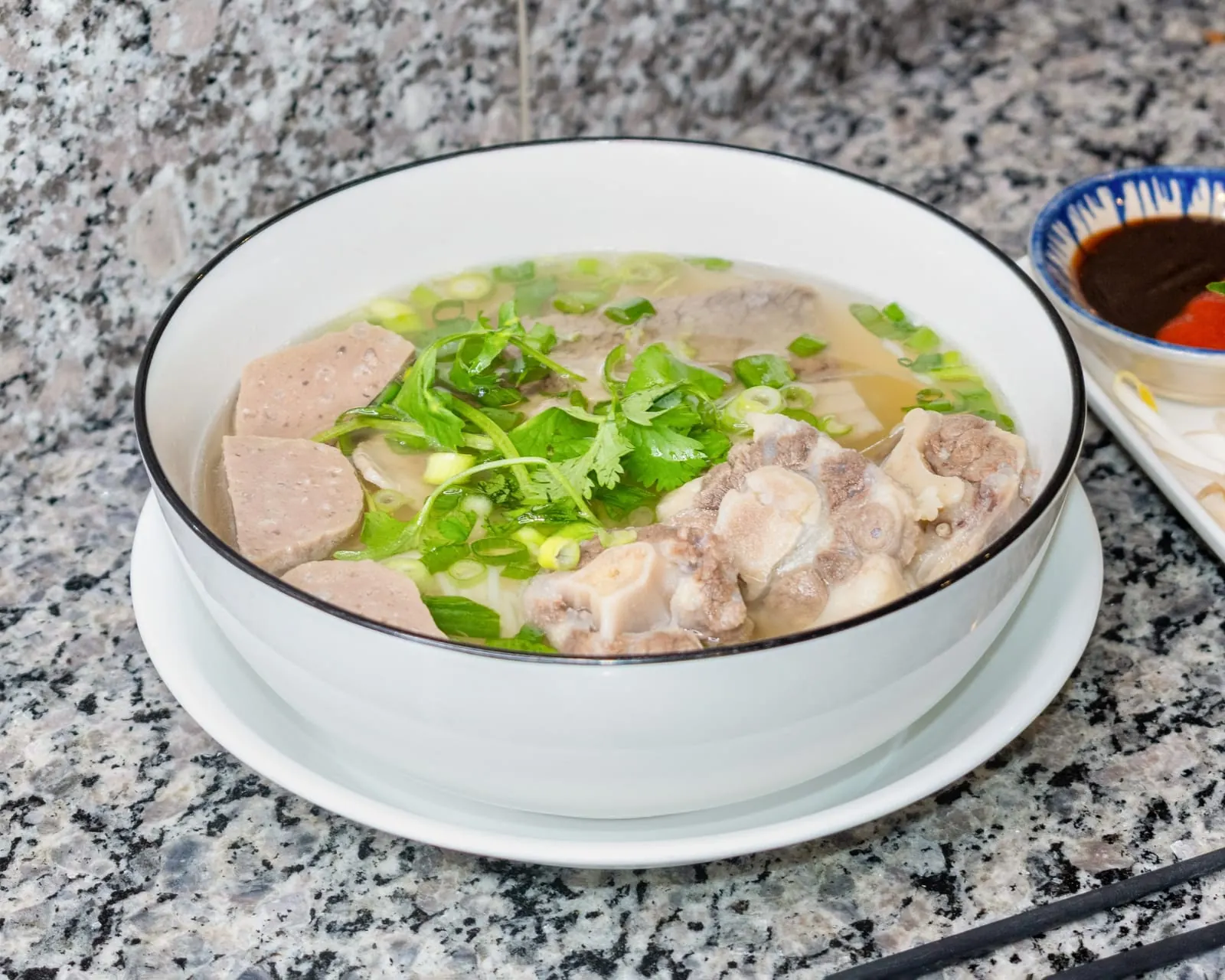 Phở Đuôi Bò — Oxtail Phở