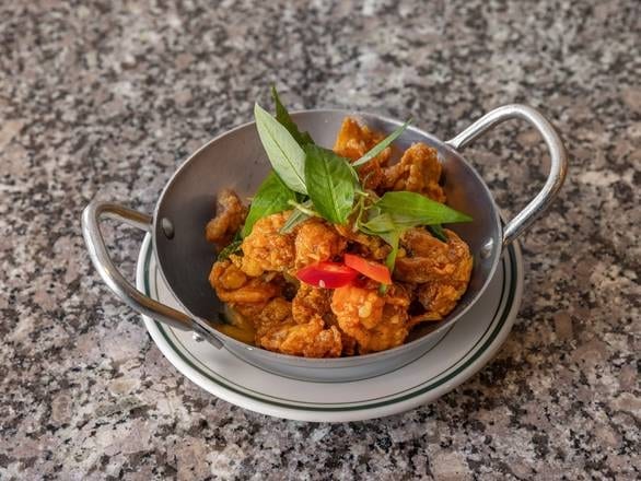 Crispy Chicken Cartilage (Sụn Gà Chiên Nước Mắm).