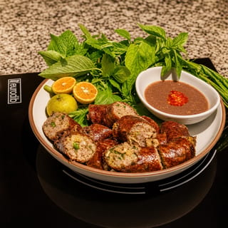 Lemongrass sausage ( Dồi Sả)
